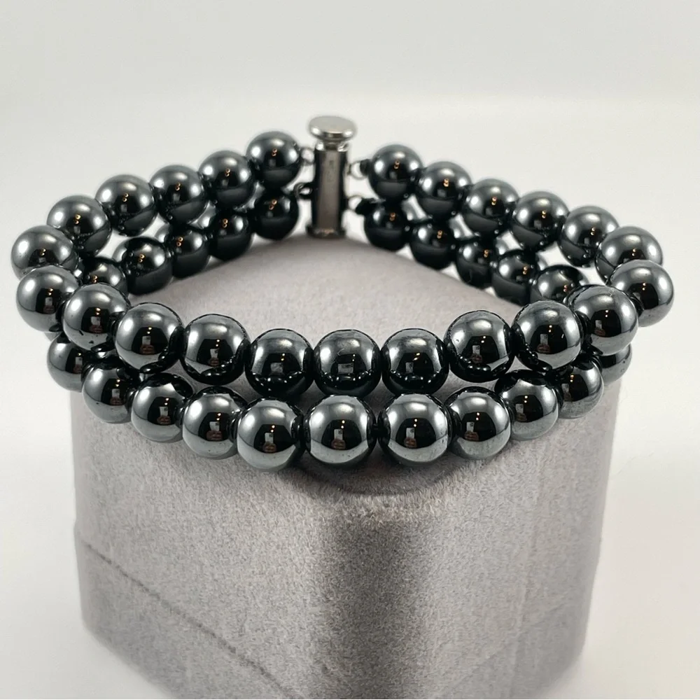 Beautiful Unsigned Vintage Simple Hematite Bracelet Hematite Stone Bead